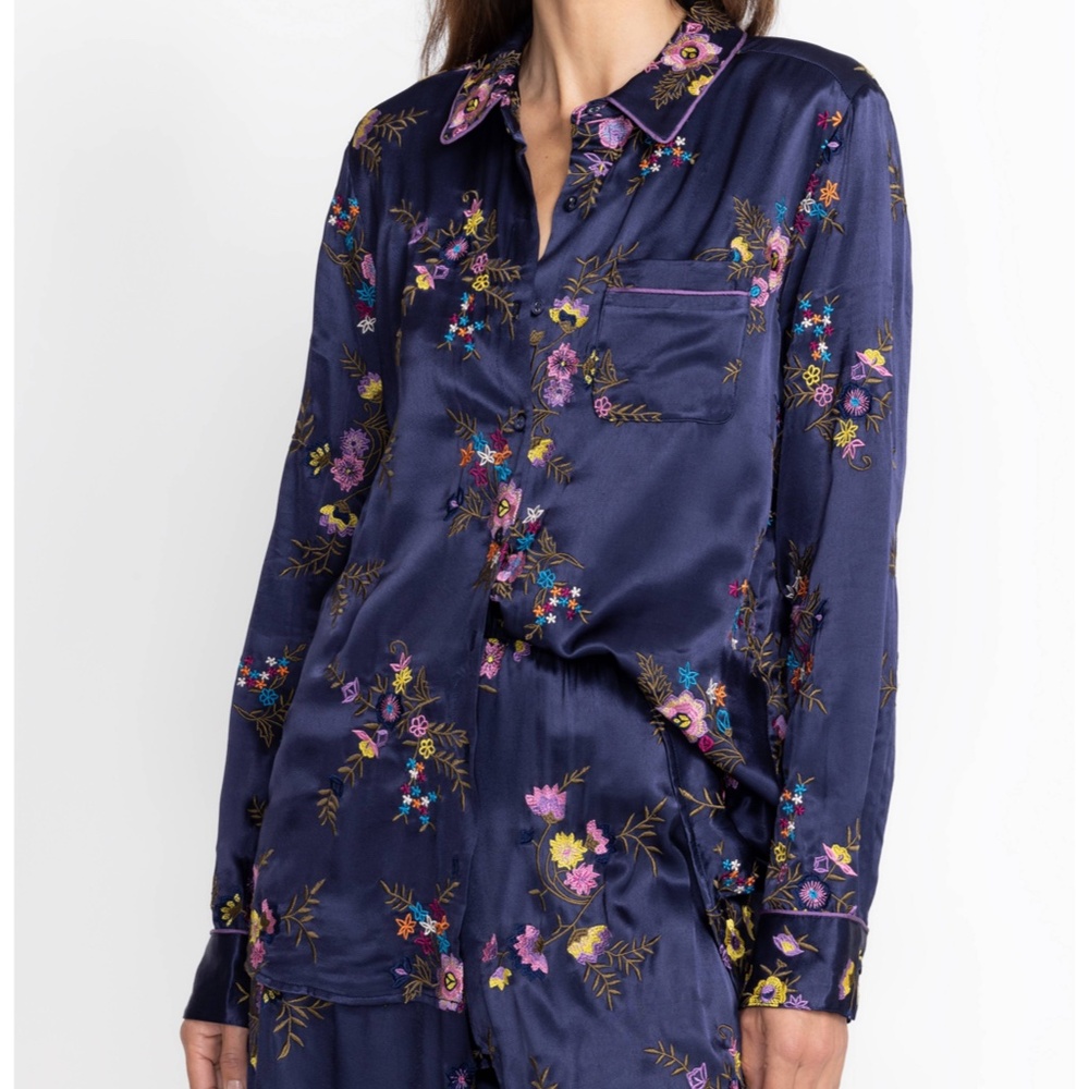 NWT Johnny Was Misty Rayon Button Down Shirt Size M